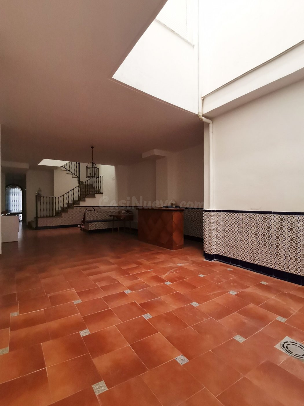 SE VENDE CASA EN PLENO CENTRO DE LOS VILLARES
