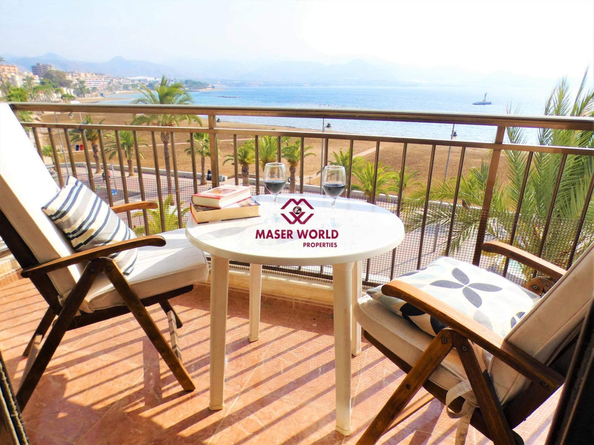 Apartamento en venta en 1ª linea en Puerto de Mazarron