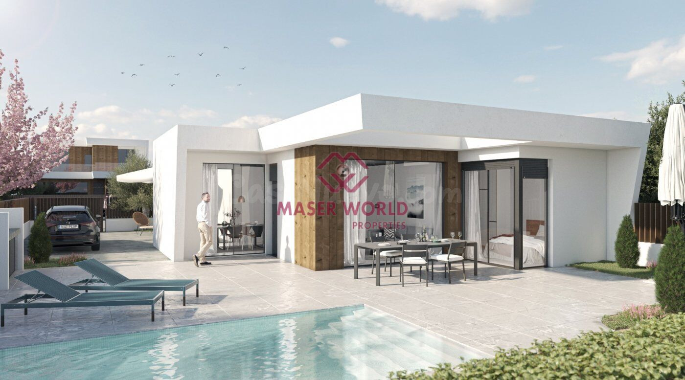 VILLAS DE OBRA NUEVA DE UNA SOLA PLANTA EN CAMPO DE GOLF ALTAONA, MURCIA