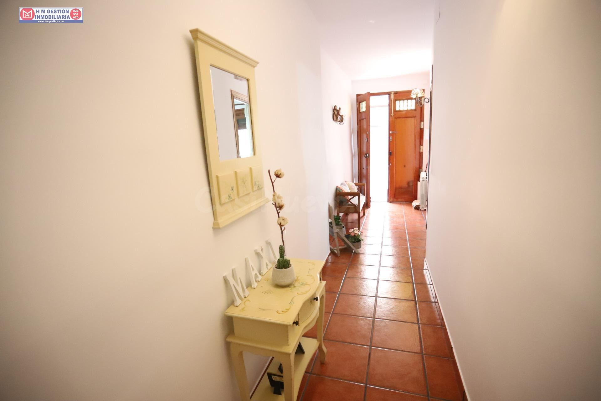 CASA TOTALMENTE REFORMADA A LA VENTA EN EL CENTRO DE MIGUEL ESTEBAN