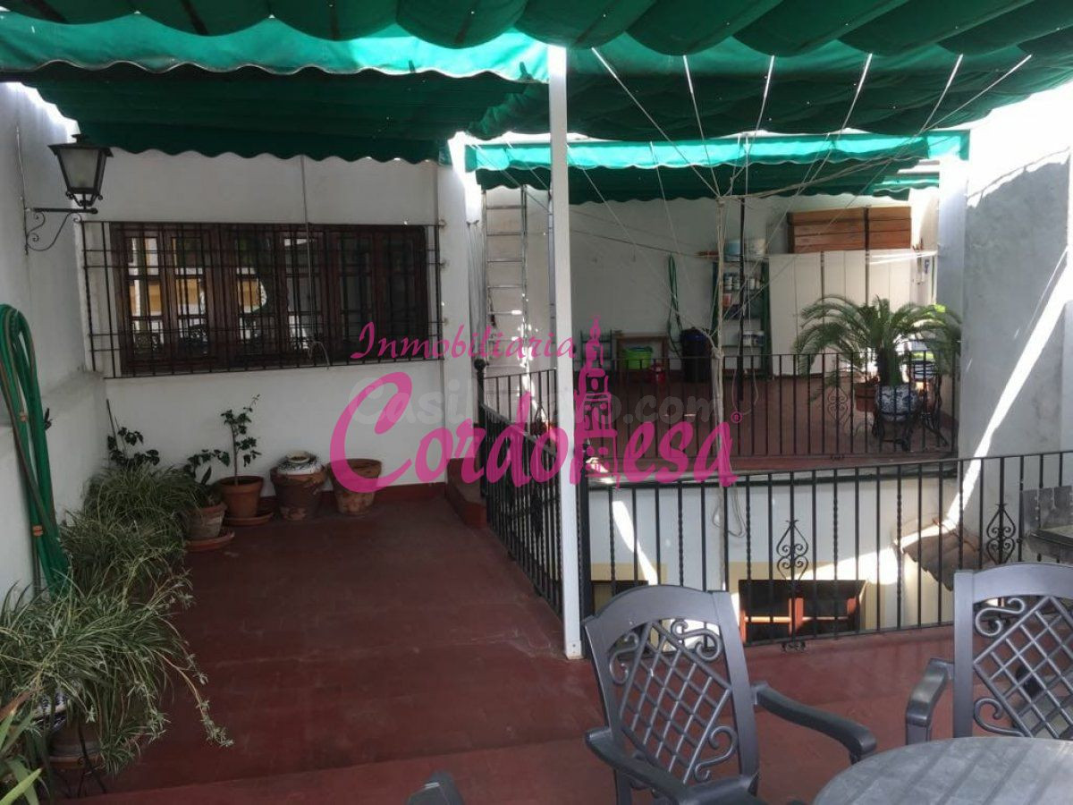 CASA INDEPENDIENTE EN EL CENTRO DE CORDOBA