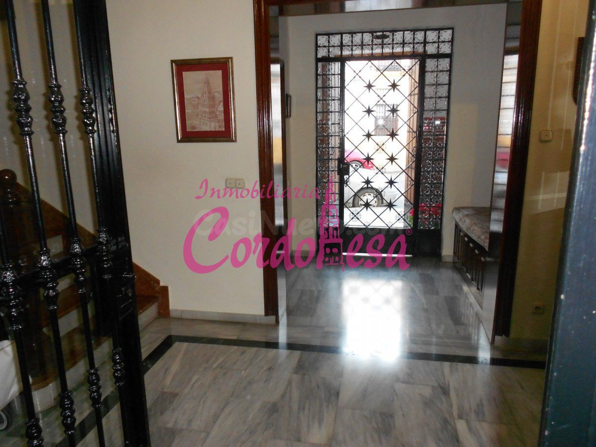MAGNIFICA CASA INDEPENDIENTE EN SANTA MARINA!!!