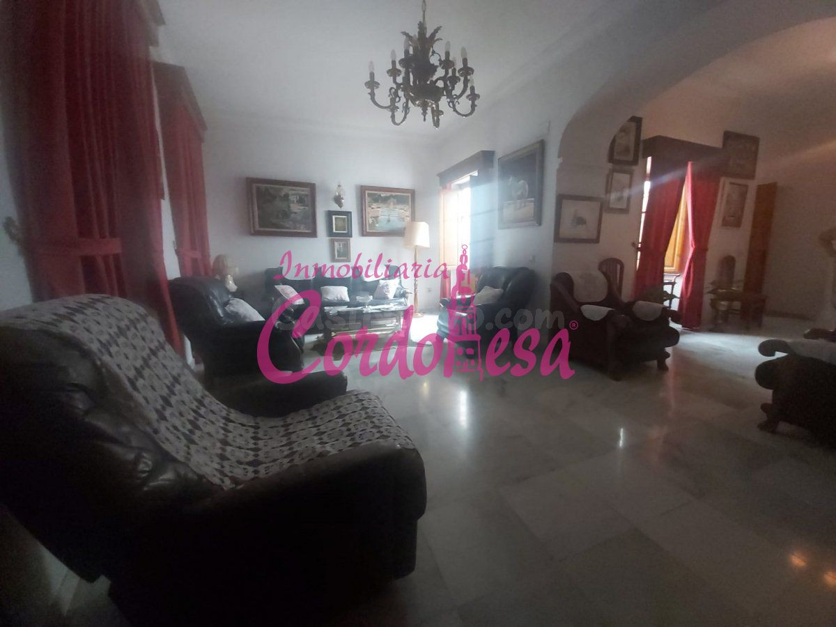 MAGNIFICA CASA EN PLENO CENTRO CIUDAD