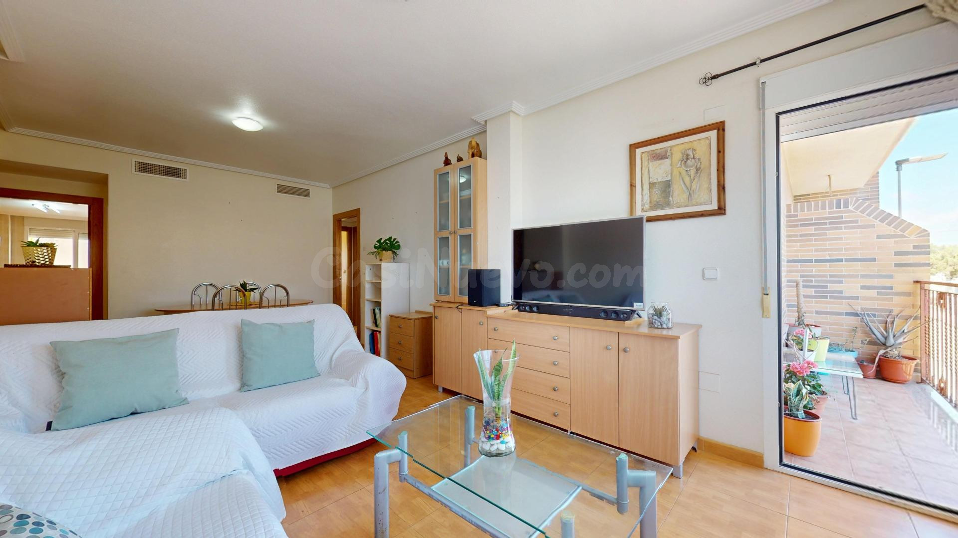 Piso a 250 metros del mar en Los Alcázares – ¡Amplio, cómodo y listo para entrar a vivir!