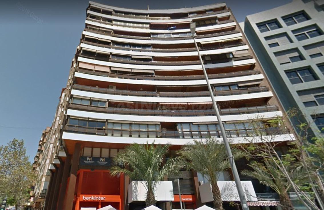 PISO EN PLAZA LUCEROS, 17, PLANTA 9.