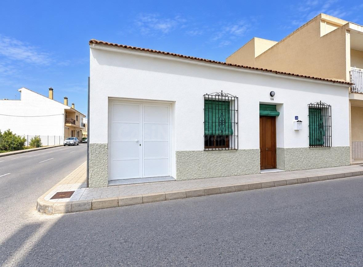 Casa con Parcela Privada en San Bartolomé – 229 m2 construidos en parcela de 316 m2