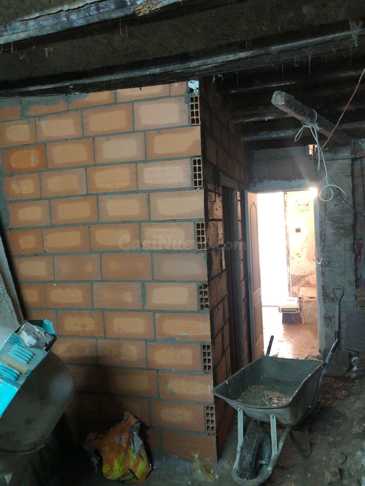 VENDO O CEDO EN USUFRUCTO PISOS PARA REFORMAR EN TARAZONA - foto 5