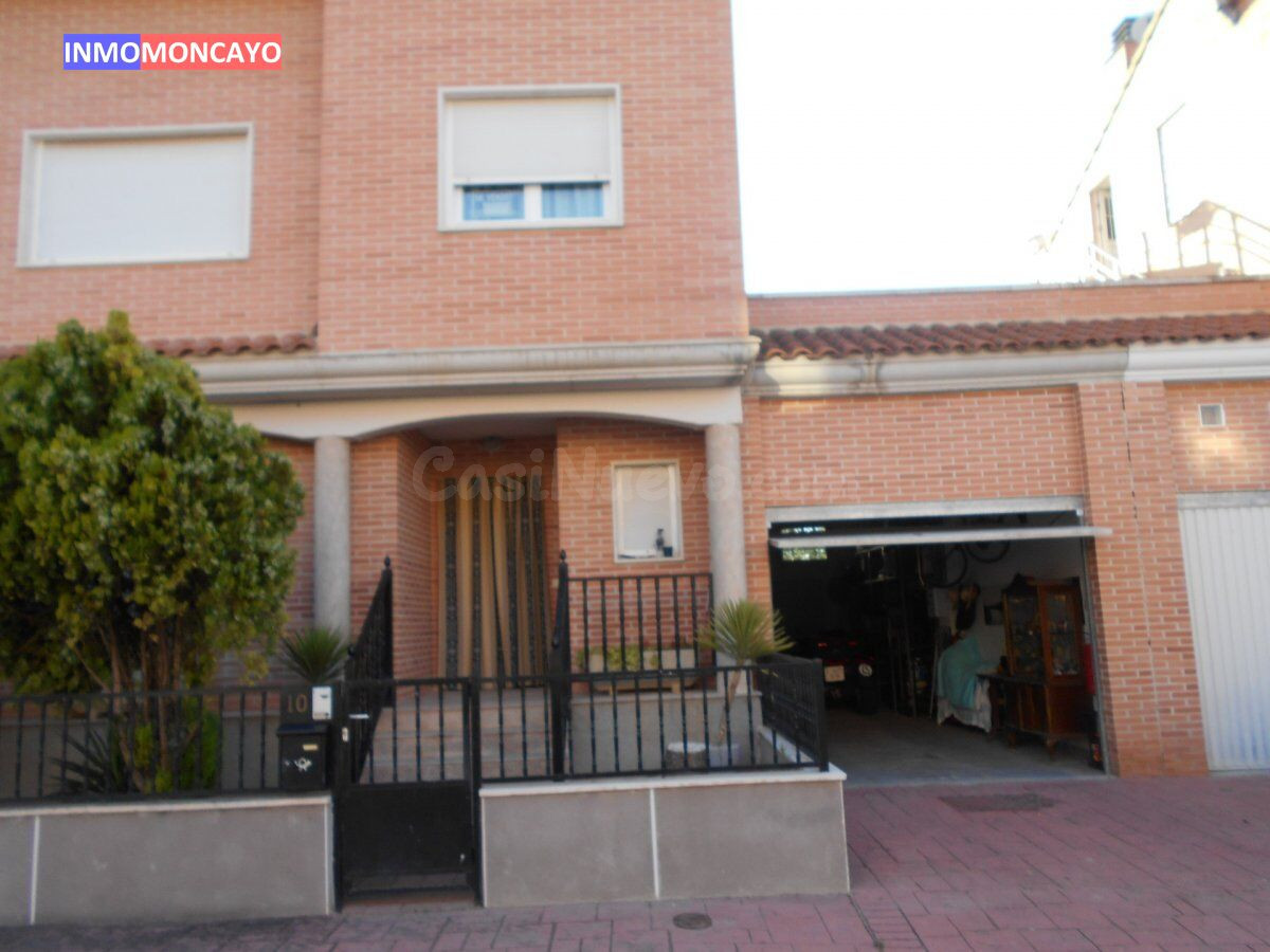 SE VENDE UNIFAMILIAR EN BORJA - foto 2