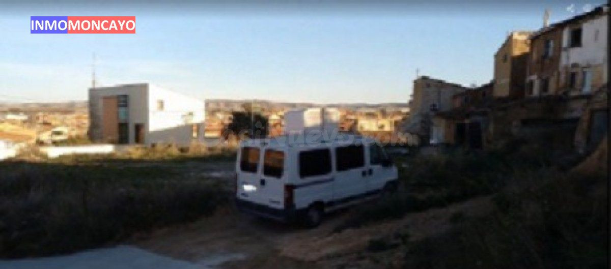 SE VENDEN DOS TERRENOS EN CALLE HOYAS - foto 2
