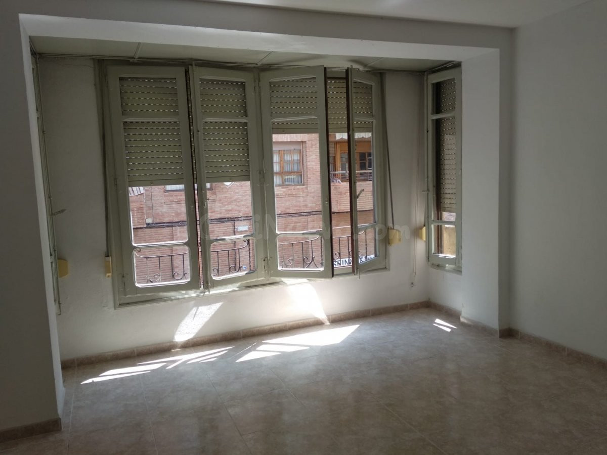 ESPECTACULAR PISO EN TARAZONA - foto 4