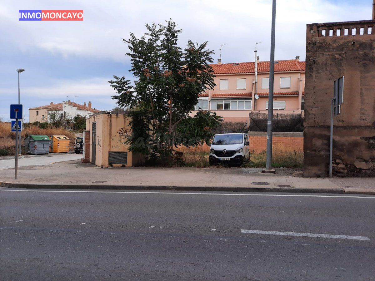 Venta de solar en Teresa Cajal - foto 2