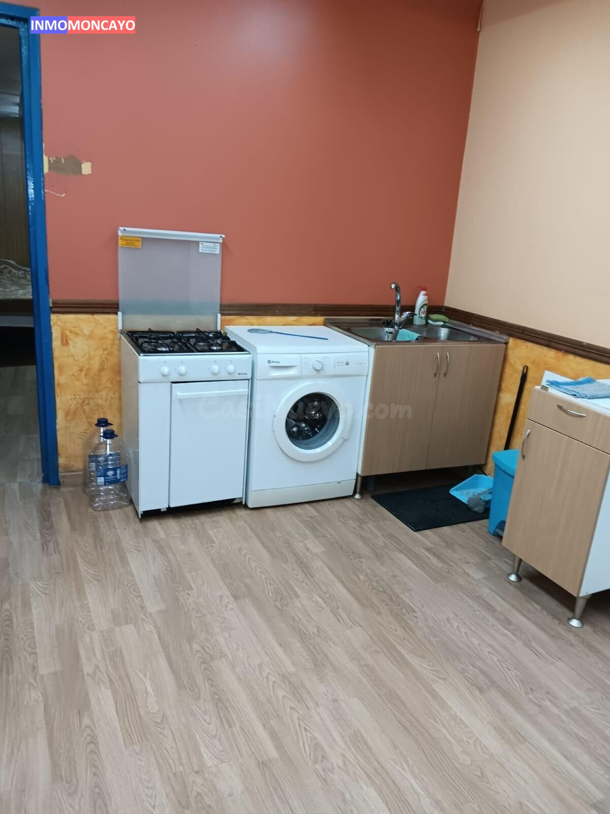 SE VENDE APARTAMENTO-LOCAL EN TARAZONA - foto 2