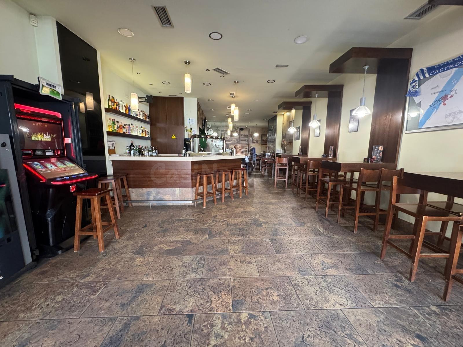 LOCAL COMERCIAL EN VENTA EN LOS CASTROS