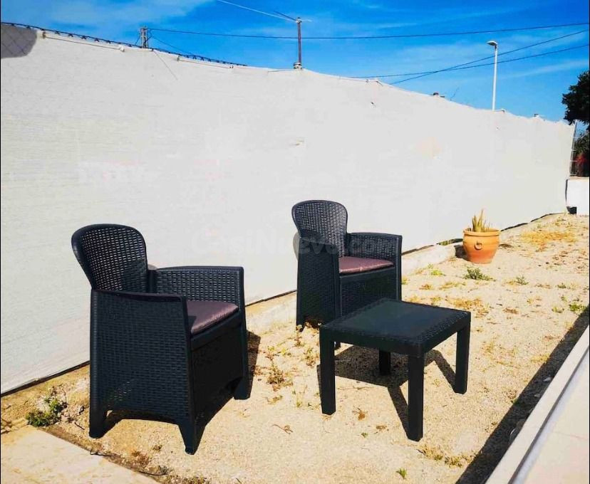 Chalet con terreno y piscina propia en Marchuquera - foto 5