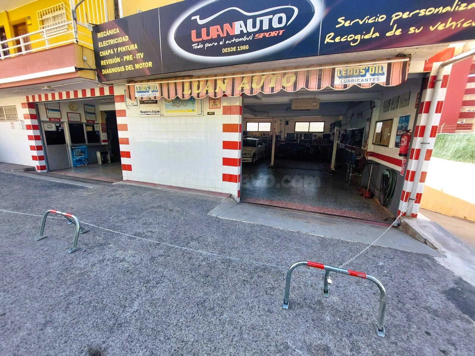 LOCAL COMERCIAL TALLER MECÁNICO
