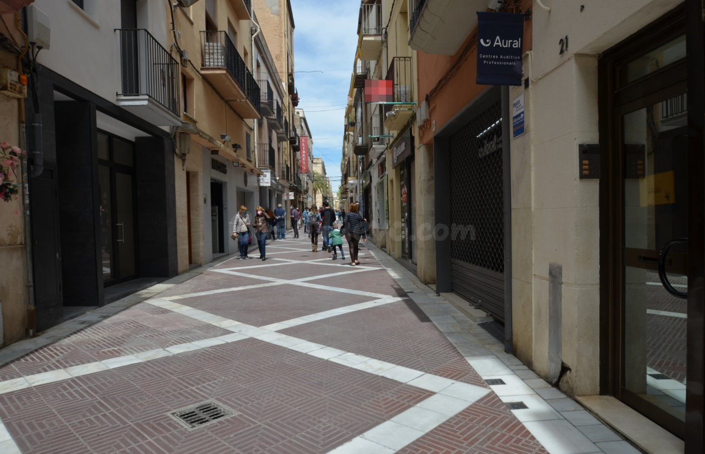 Local comercial en alquiler apto para cualquier tipo de negocio
