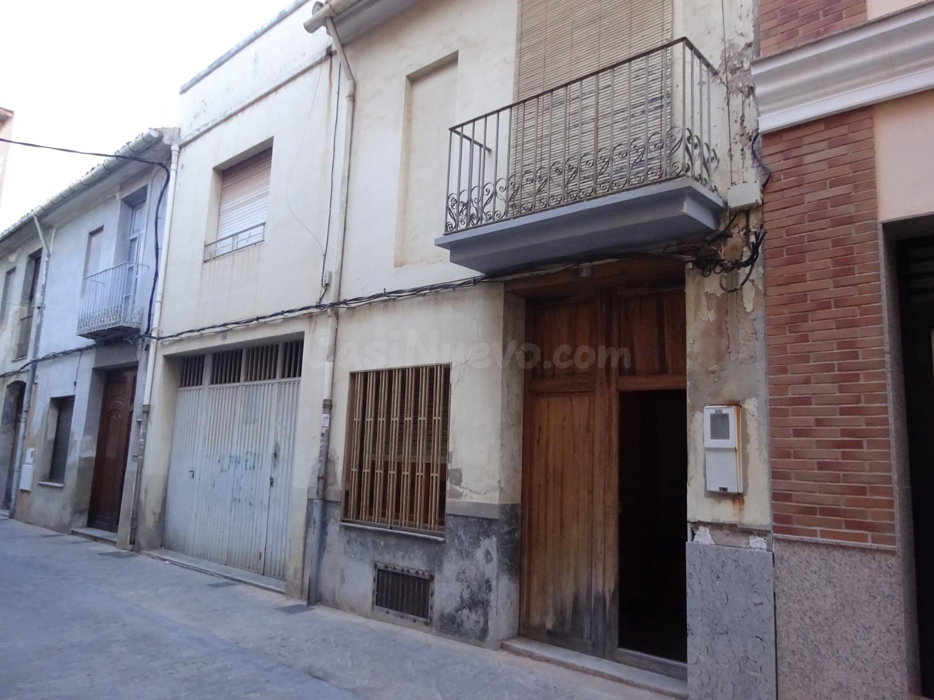 EN VENTA DOS CASAS EN ZONA CENTRO  CON MUCHO POTENCIAL