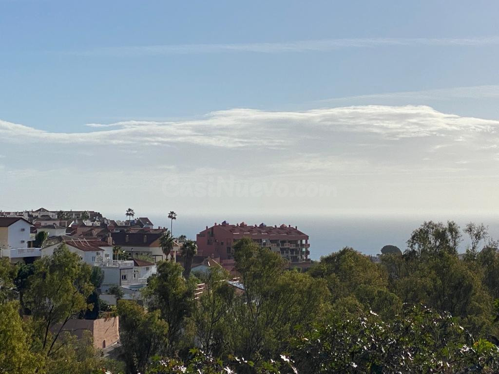 Ático-dúplex con terraza orientación SUR, aparcamiento y trastero