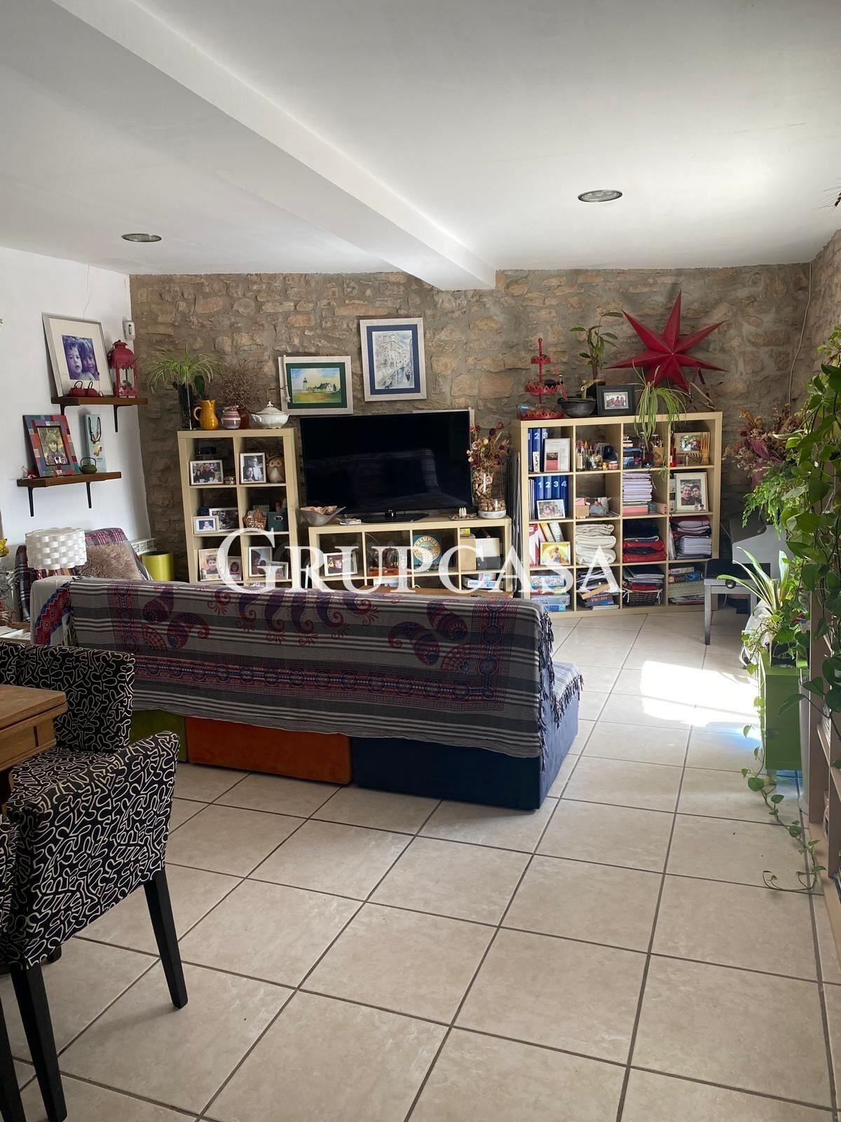 MAGNÍFICA CASA DE PIEDRA TOTALMENTE REFORMADA DE 3 PLANTAS E - foto 4