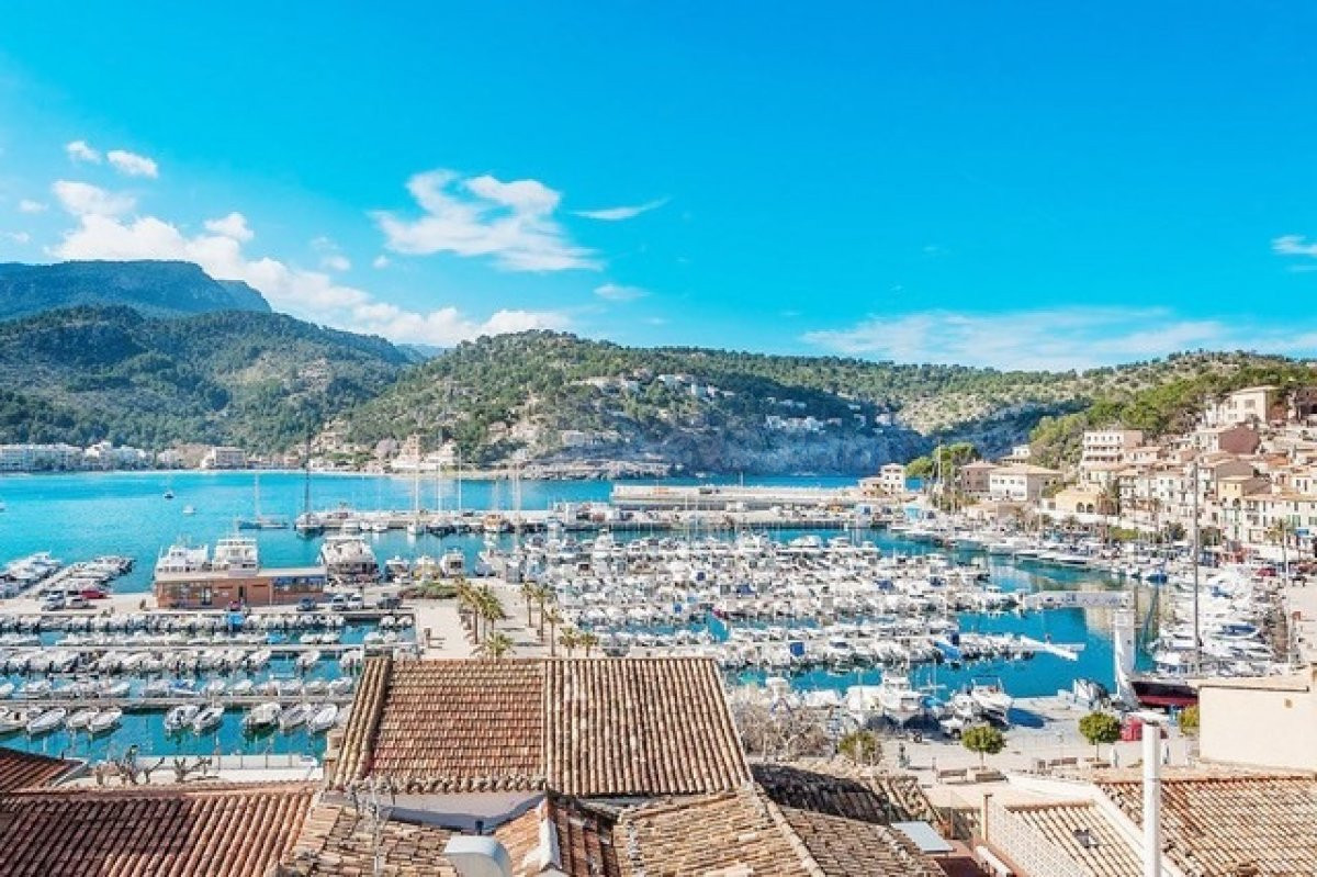 Edificio con 4 apartamentos en Puerto Soller