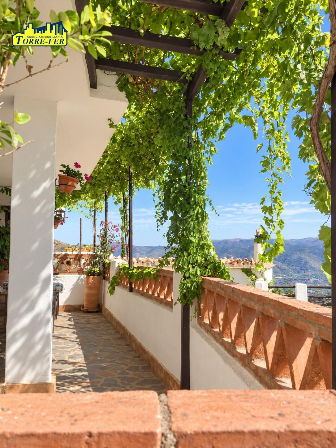 ¡ACOGEDORA VIVIENDA VENTA EN URBANIZACION MIRADOR DEL CARMEN - foto 4