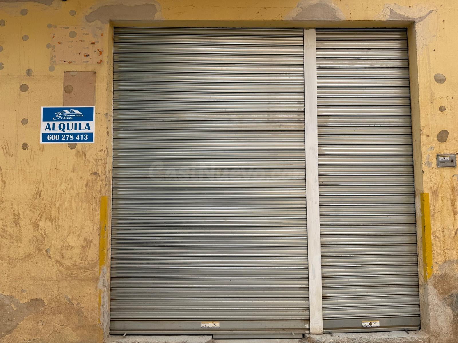 BAJO COMERCIAL EN ALQUILER CON LICENCIA DE ACTIVIDAD INOCUA