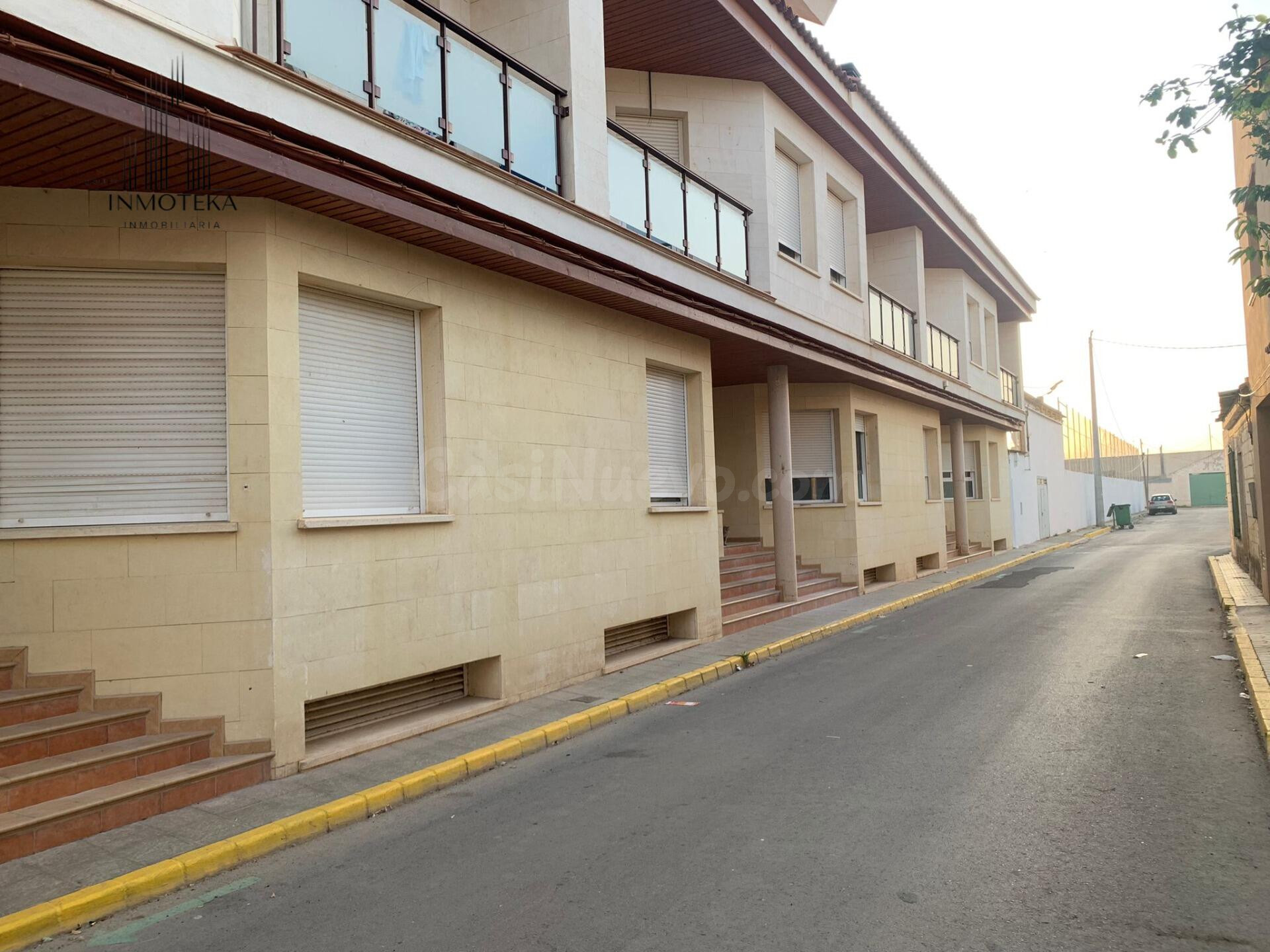 REF: C016 GRUPO INMOTEKA INMOBILIARIA VENDE CHALET ADOSADO D - foto 5