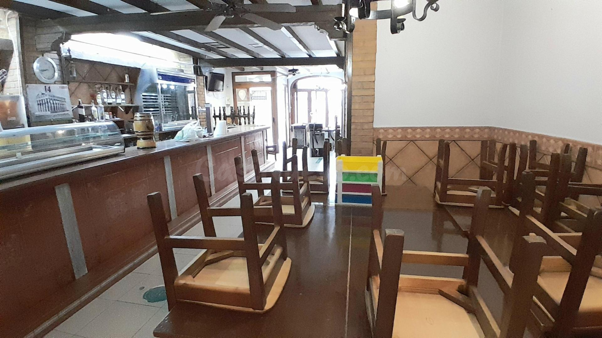 BAR- RESTAURANTE  PARA EMPEZAR A TRABAJAR EN YECLA