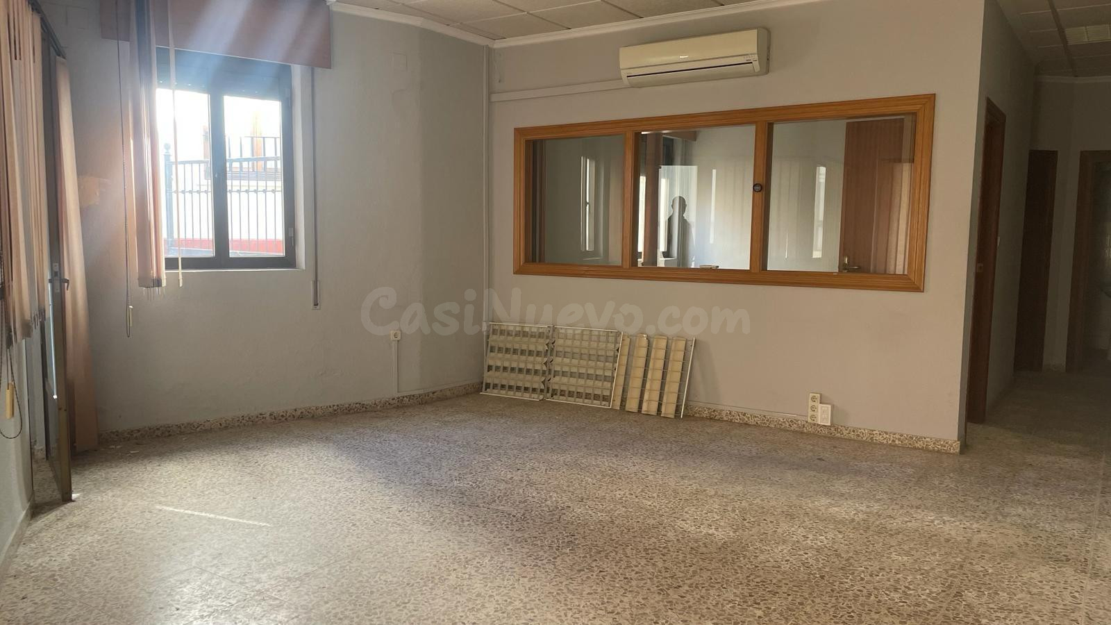 Alquiler de local comercial para oficina en Casas Ibáñez - foto 2