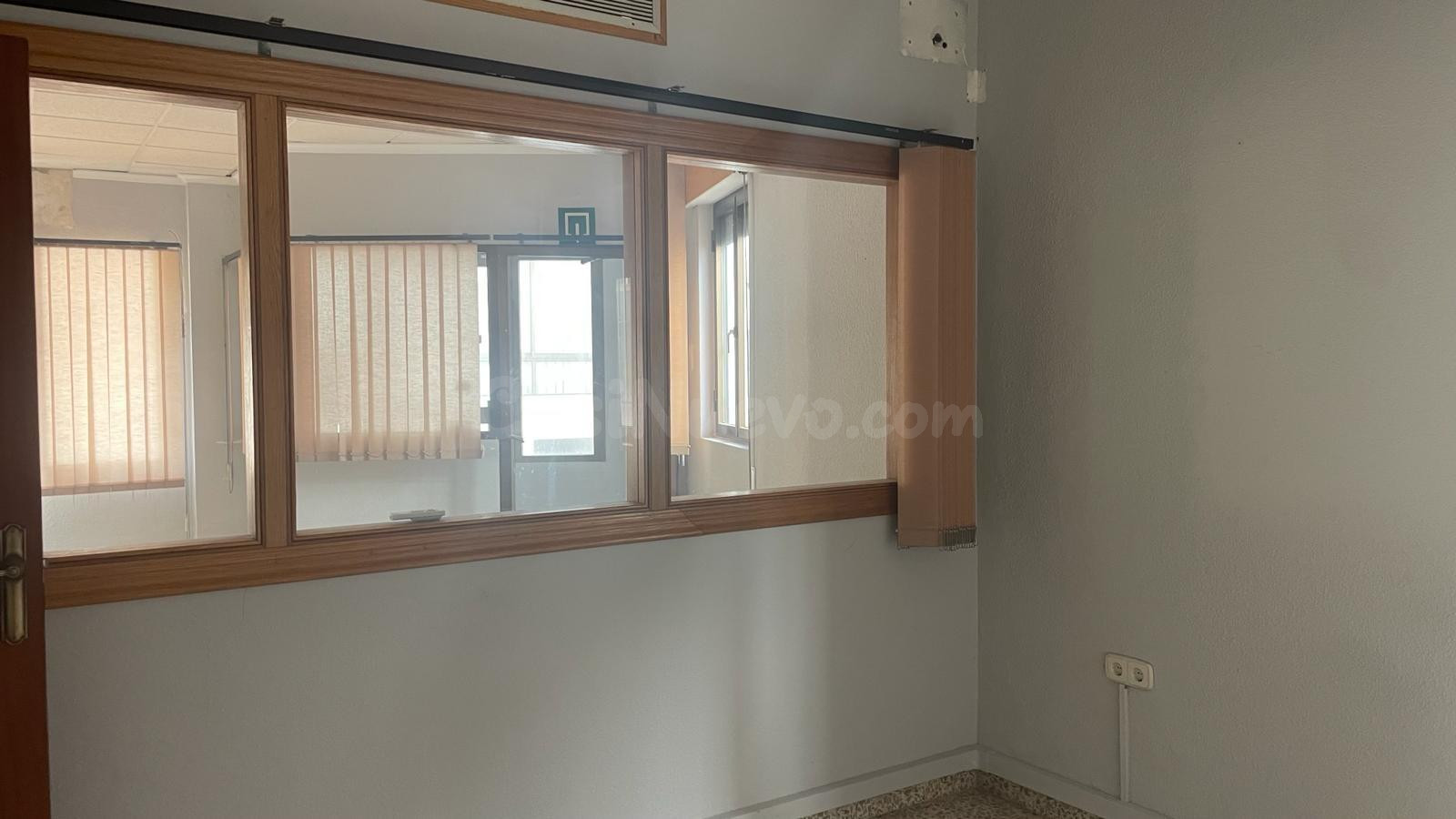 Alquiler de local comercial para oficina en Casas Ibáñez - foto 3