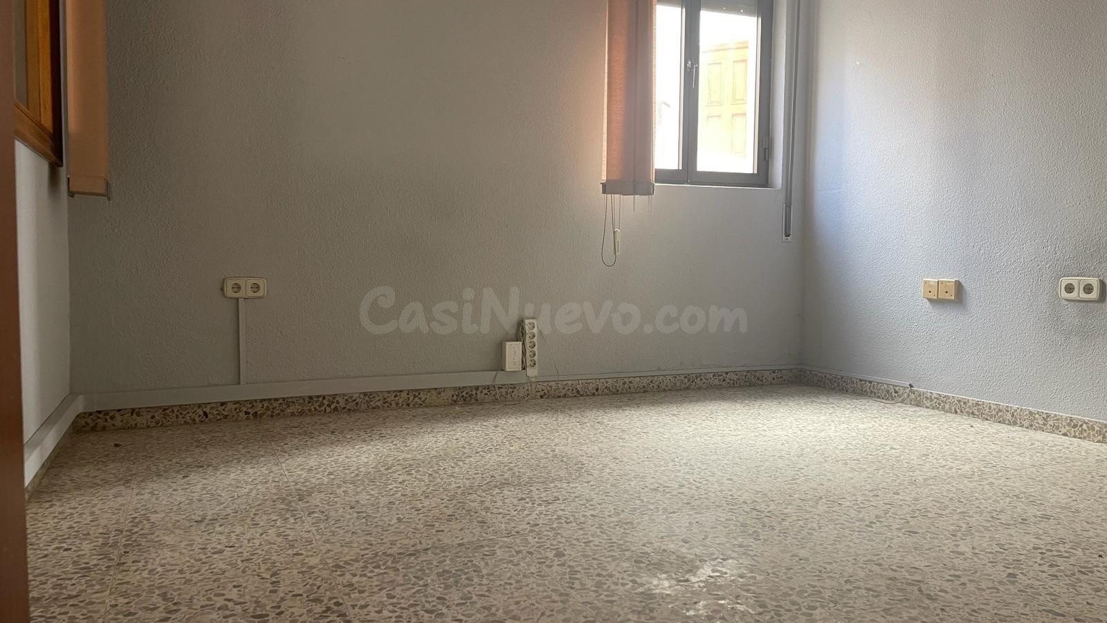Alquiler de local comercial para oficina en Casas Ibáñez - foto 4