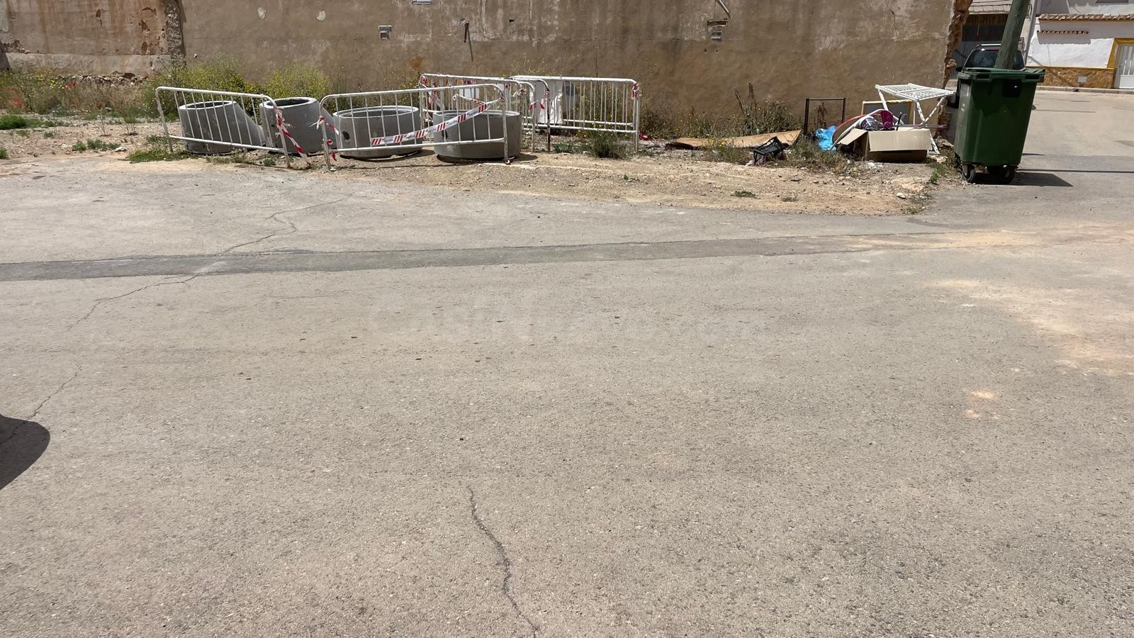 Terreno urbano en venta en Fuentealbilla. Albacete - foto 3