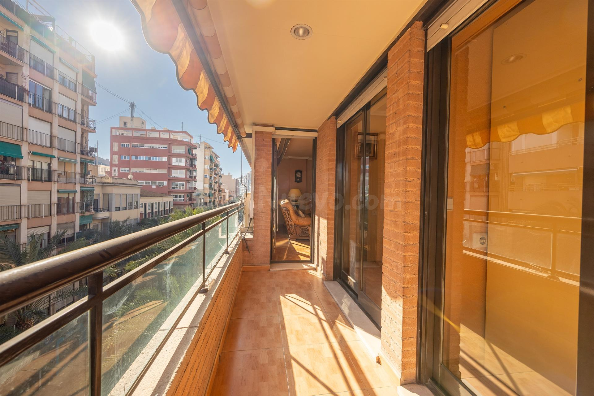 Espacio, luz y ubicación inmejorable: tu nuevo hogar en el centro!!!