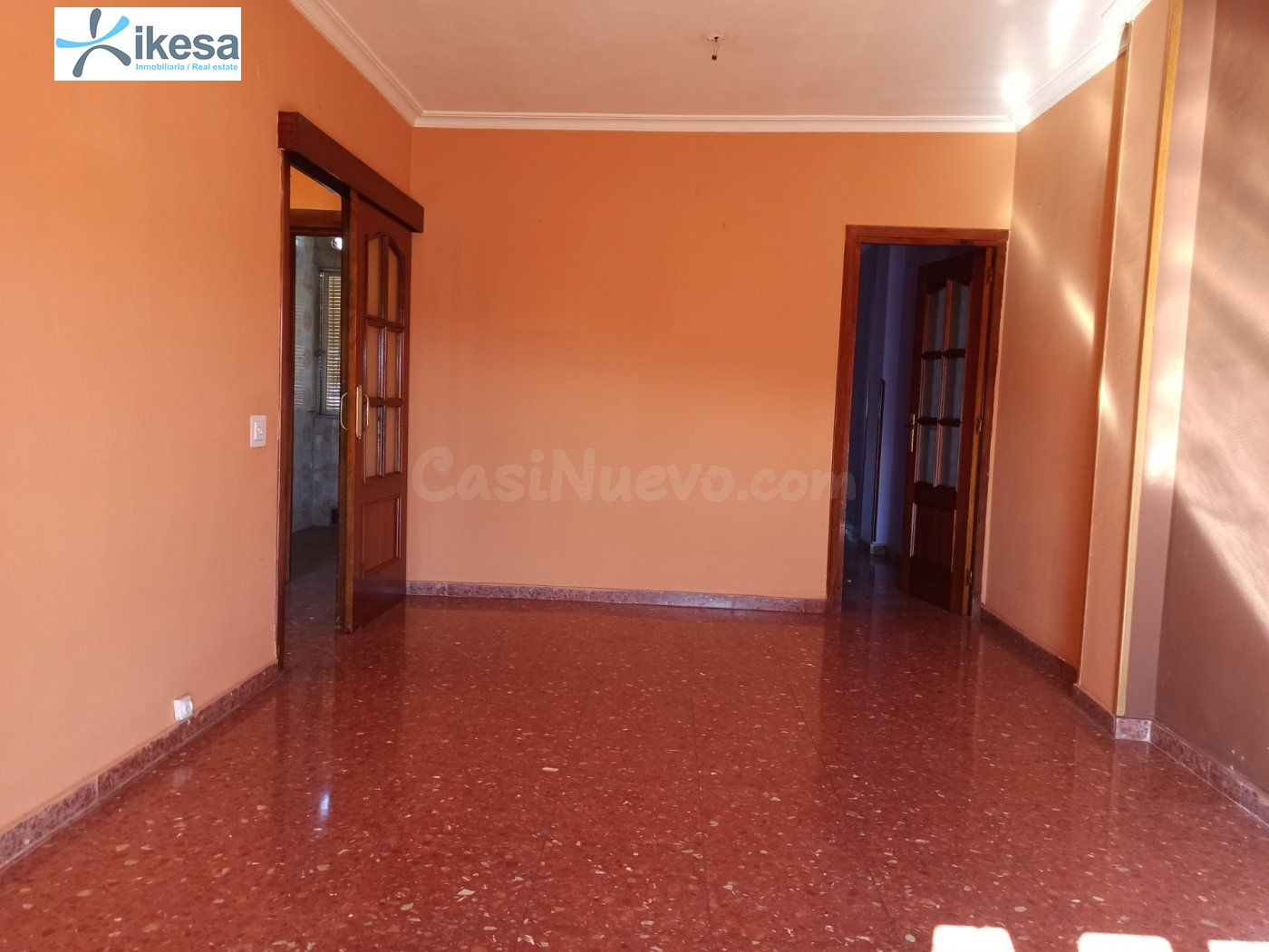 Amplio piso de 4 habitaciones en La Carolina - foto 5
