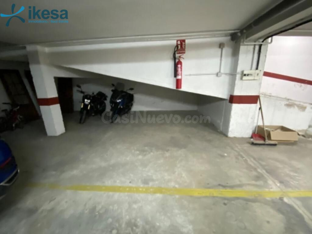 VENTA PLAZA DE GARAJE EN ISLA CHICA - foto 3