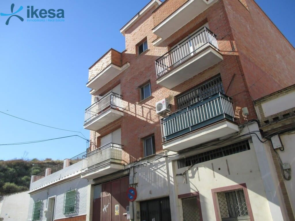 PISO EN VENTA CALLE THARSIS, HUELVA, ACTIVO INMOBILIARIO SIN - foto 2