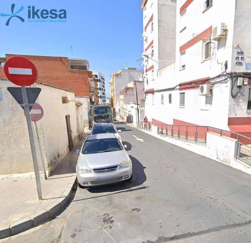 PISO EN VENTA CALLE THARSIS, HUELVA, ACTIVO INMOBILIARIO SIN - foto 3