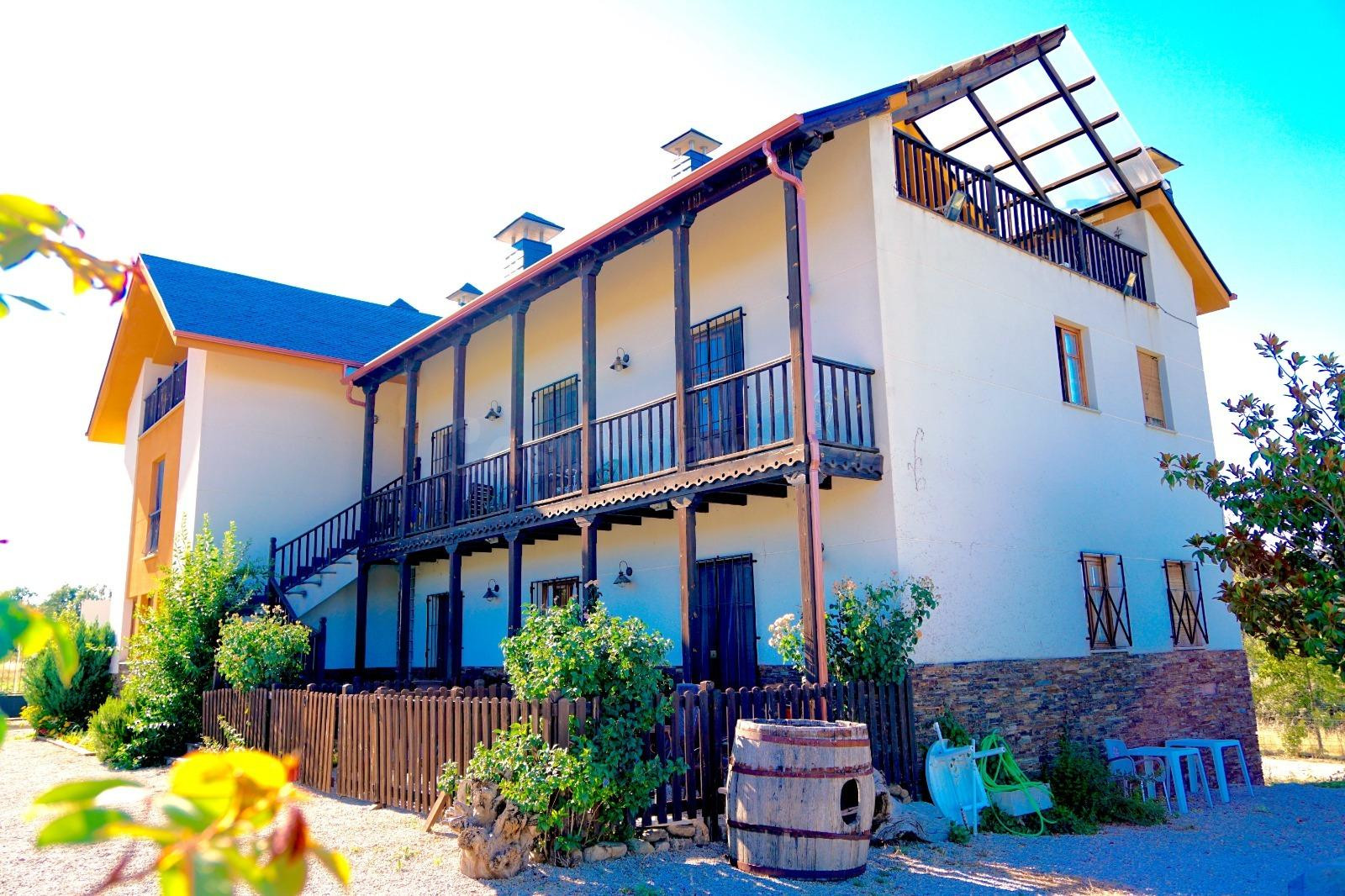 Encantador Hotel Rural en Venta en El Bierzo