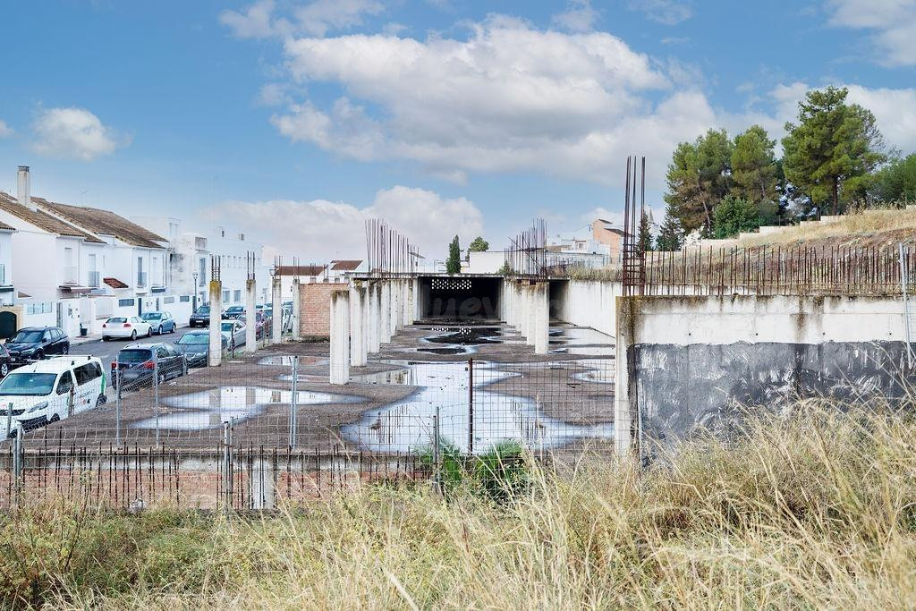 PROMOCIÓN EN OBRA PARADA EN VENTA: OPORTUNIDAD DE INVERSIÓN  - foto 4