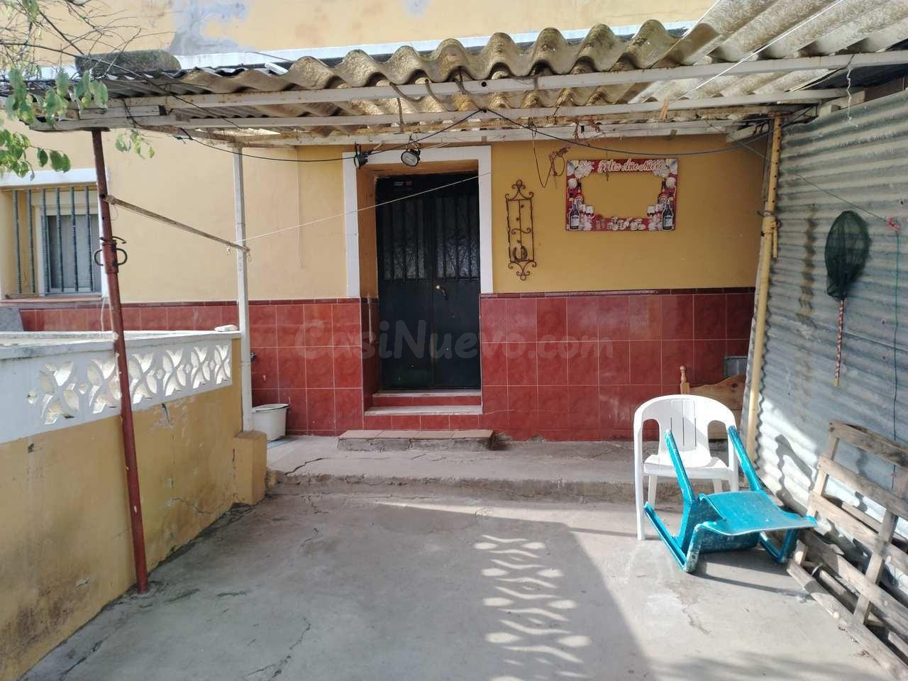 ESPACIOSA CASA UNIFAMILIAR EN LA BAJADILLA