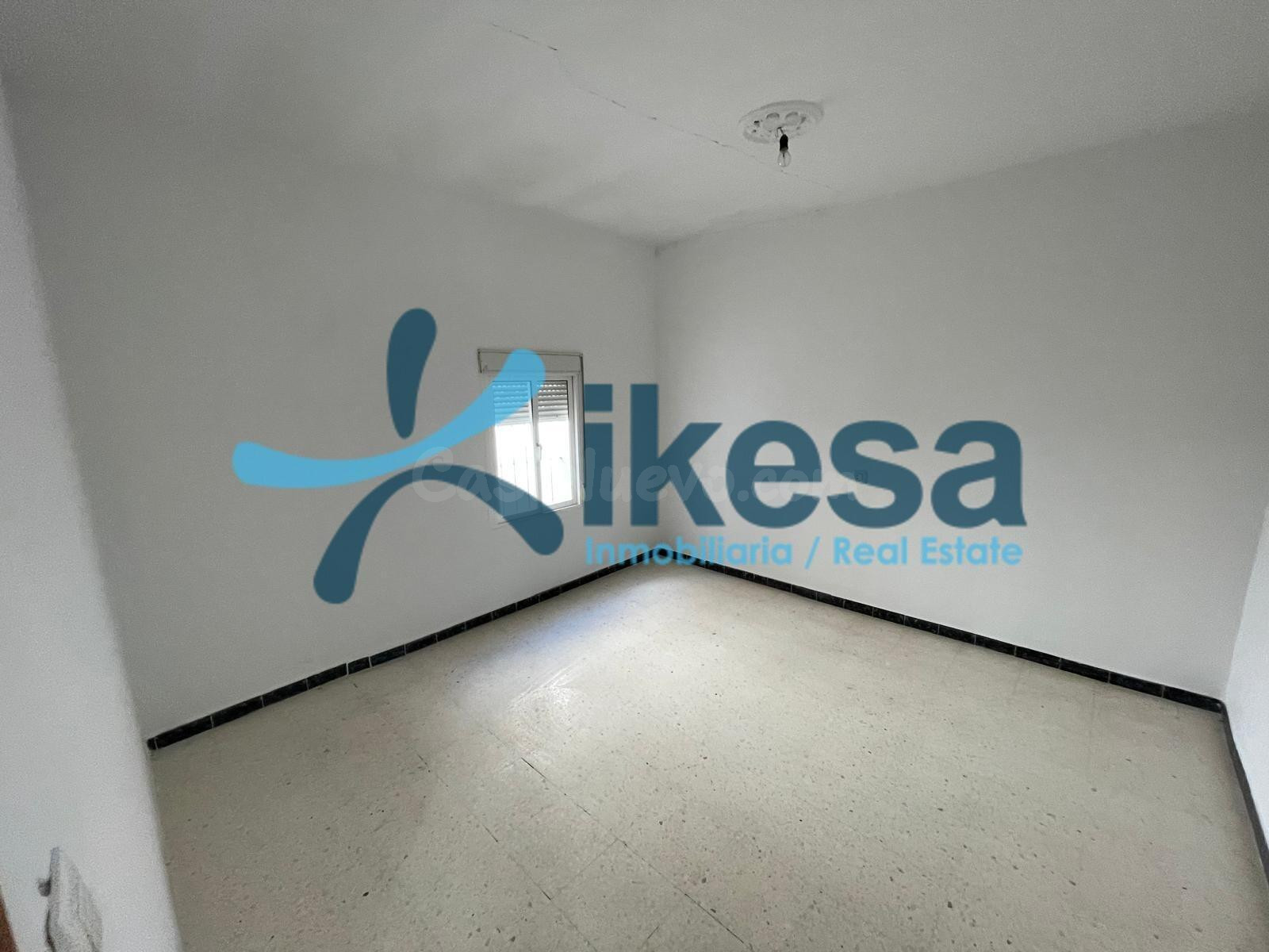 VENTA DE PISO EN LA CAMPANA (SEVILLA) - foto 4