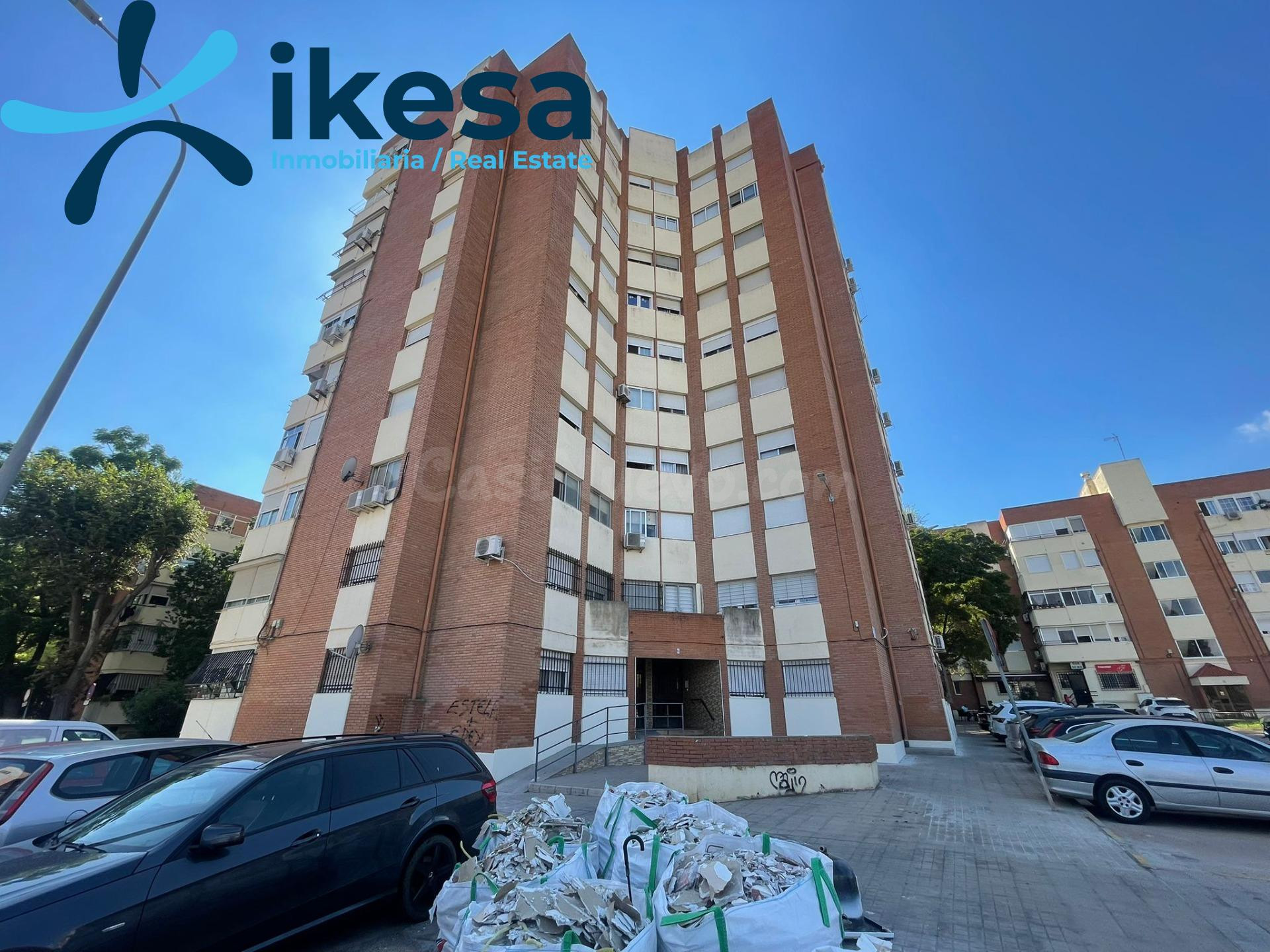 VENTA DE PISO EN HUELVA, ZONA SANTA MARTA. ACTIVO INMOBILIAR - foto 4