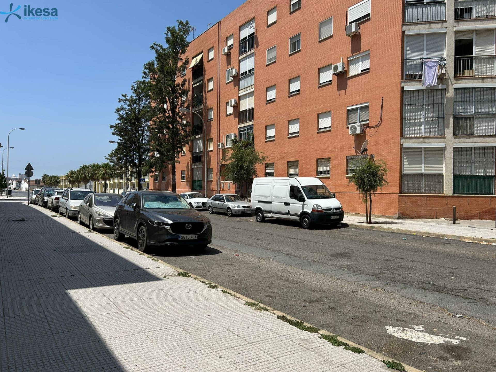 VENTA DE PISO EN HUELVA. ACTIVO INMOBILIARIO SIN POSESIÓN - foto 4