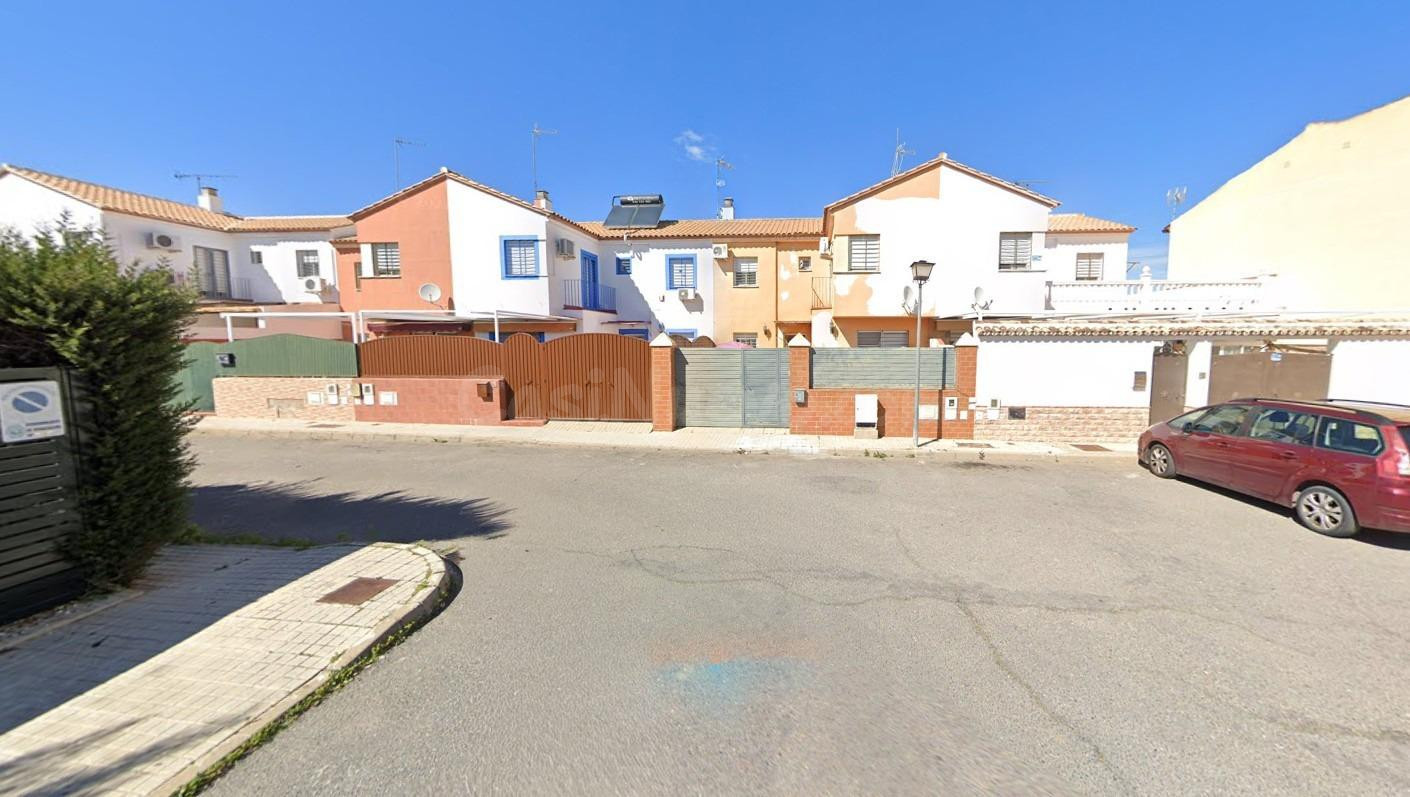 Venta de Adosado en Benacazón, Sevilla - VENTA en Cesión de 