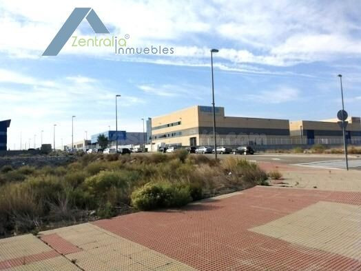 Terreno en venta en Empresarium - foto 4