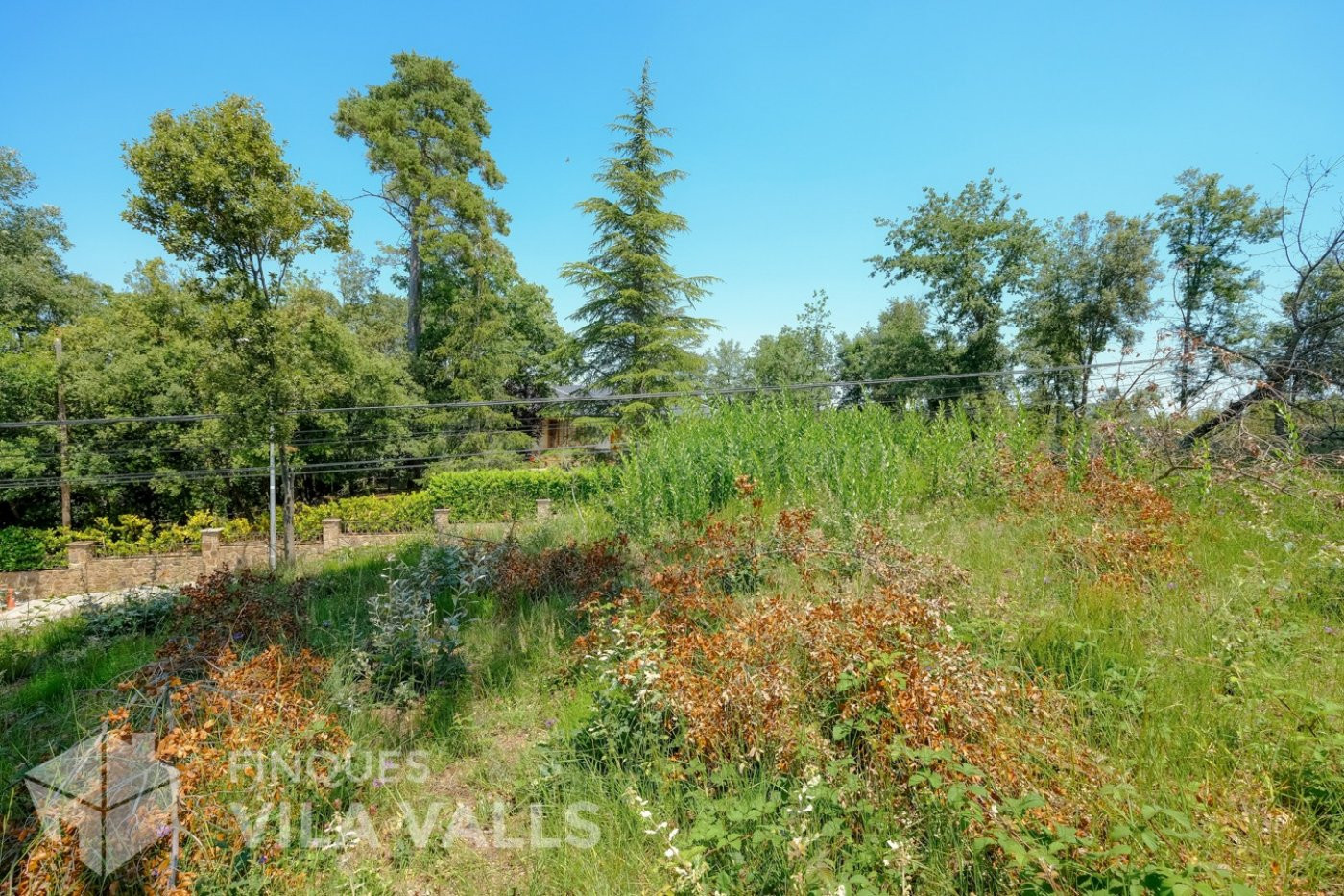 Solar esquinero de 1.196 m2 en sant quirze - foto 4