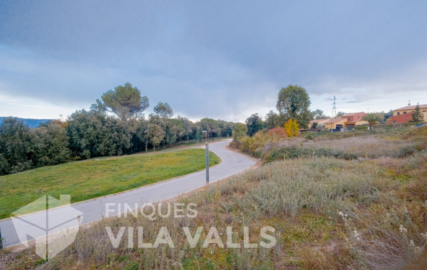 ParcelÂ·la edificable a Les Clotes - foto 3