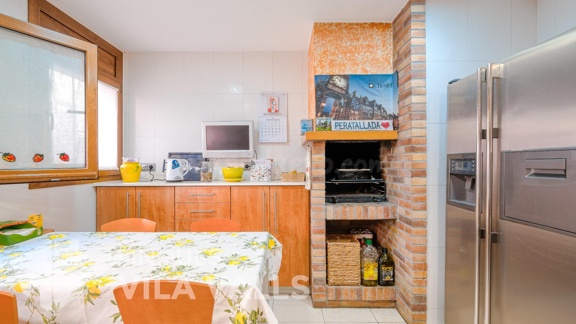Casa céntrica con garaje - foto 4