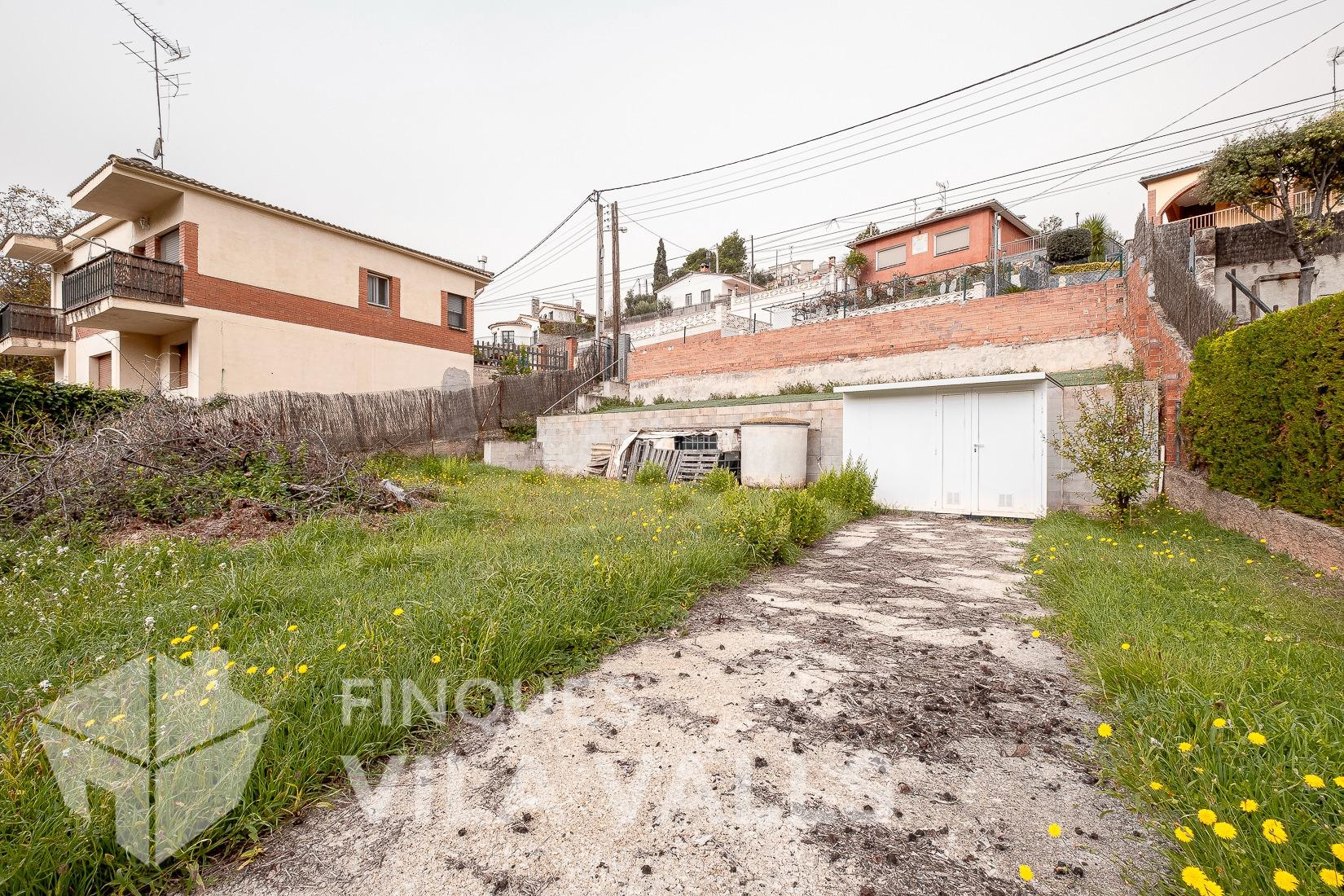 Parcela plana en Racó del Boc, sant feliu de codines - foto 4