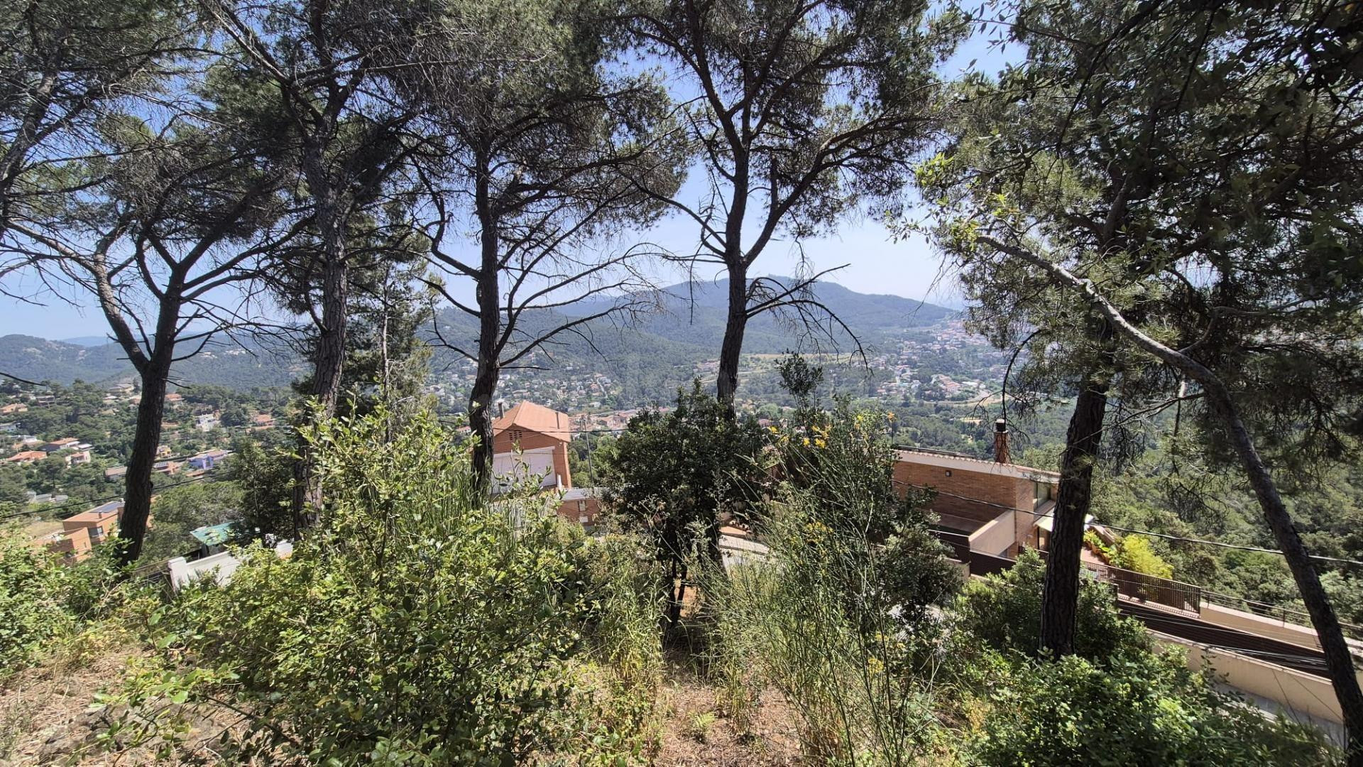 Terreny en venda a Sant Feliu del Racó – Entorn natural i vistes excepcionals - foto 2